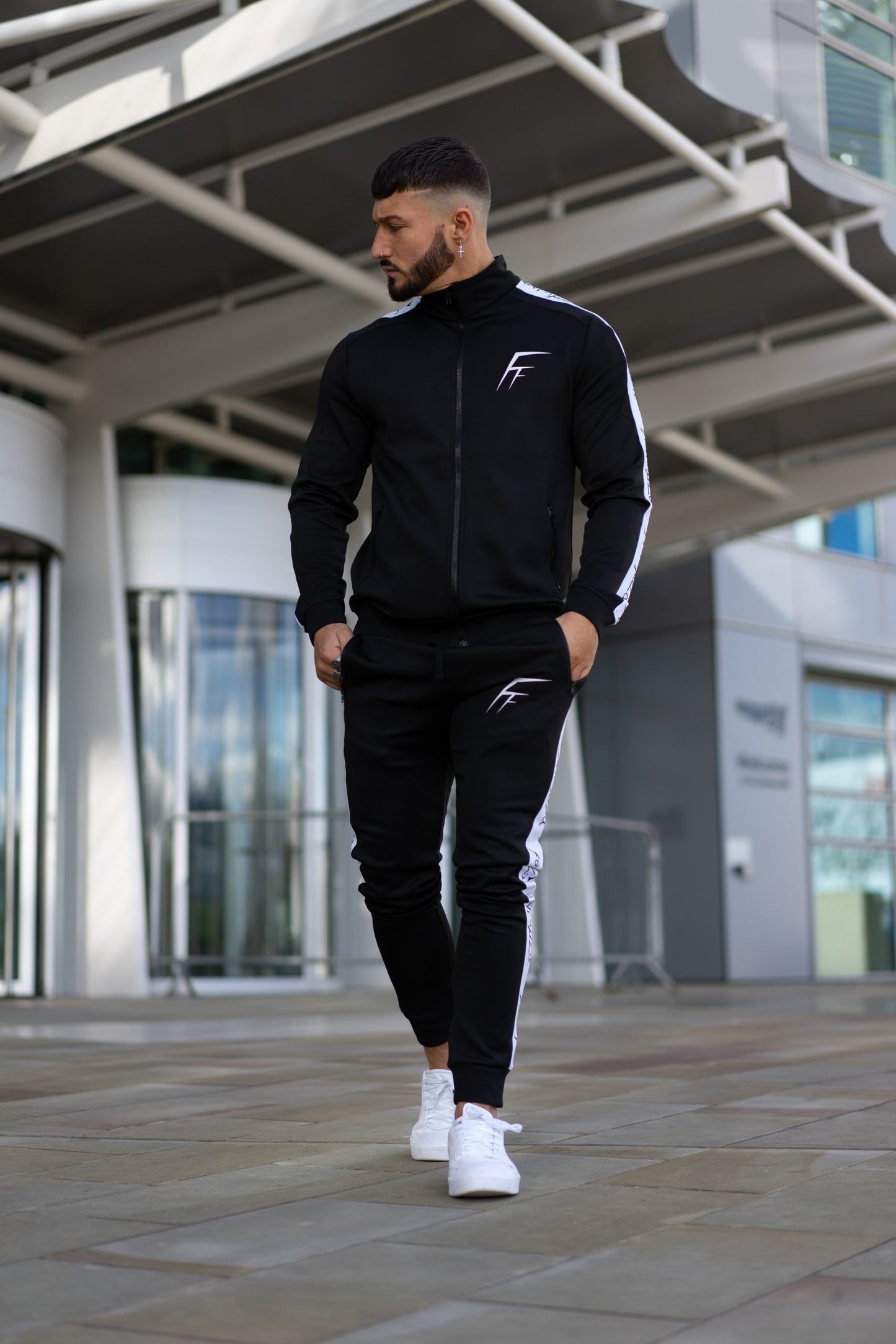 Signature Jogger For Men - Formula Fashion