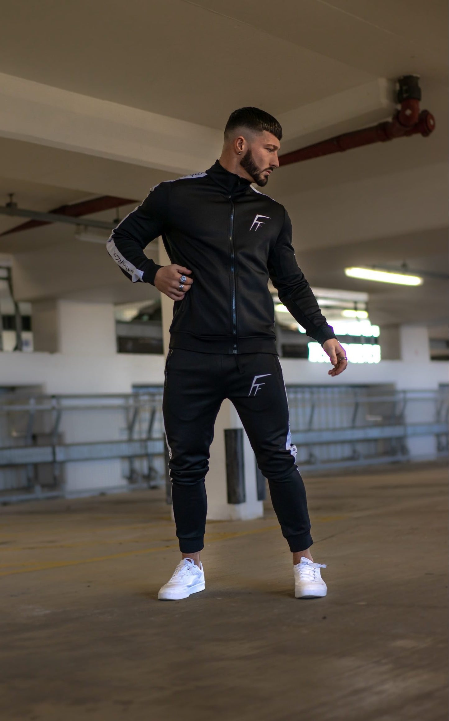 Signature Jogger For Men - Formula Fashion